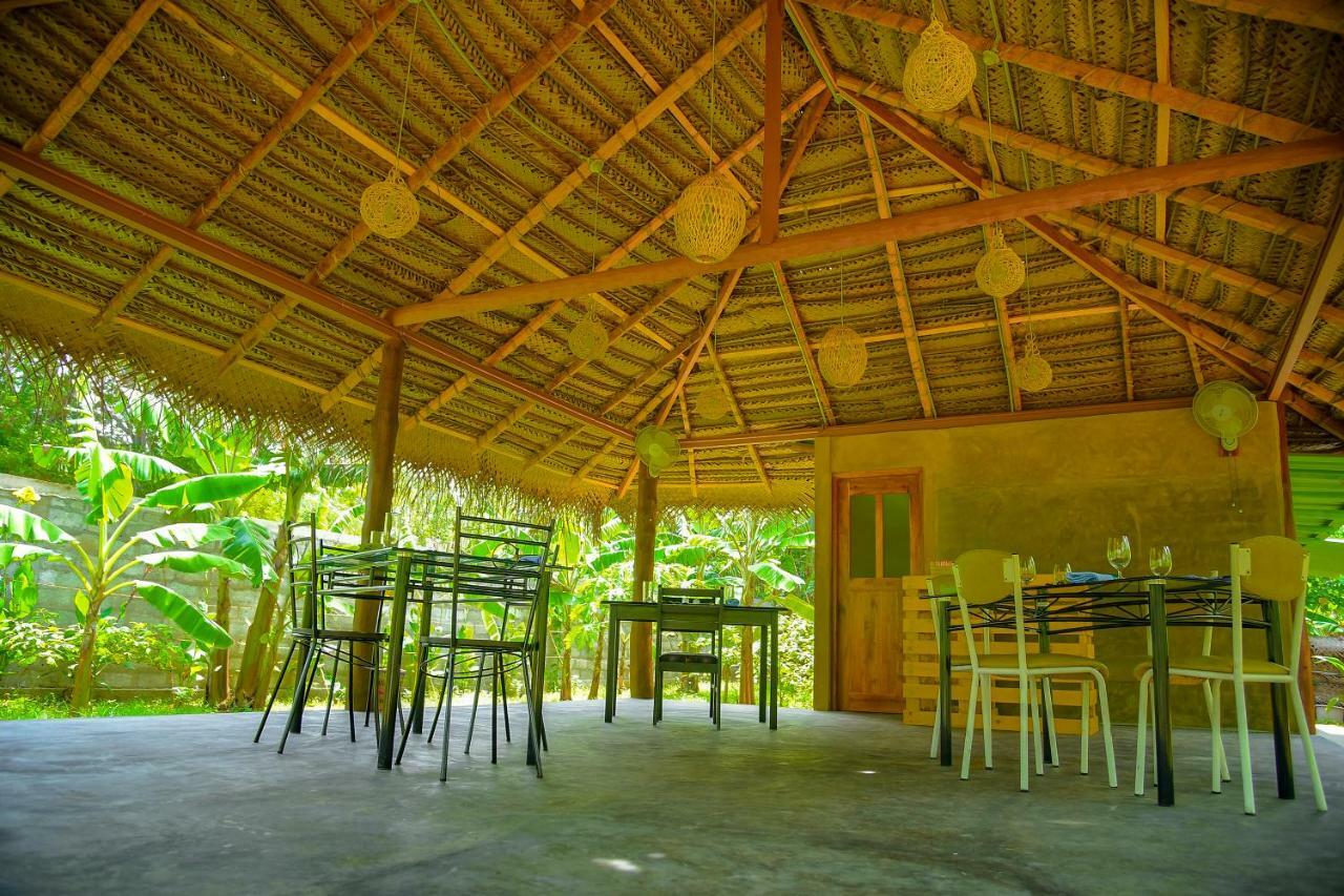 Richards Cabanas Tissamaharama Exterior photo